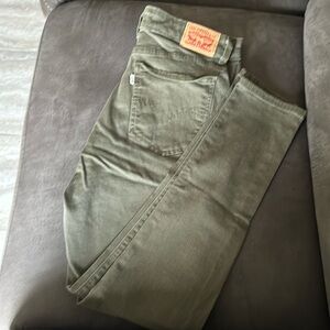 Levi’s 721 high rise skinny size 30